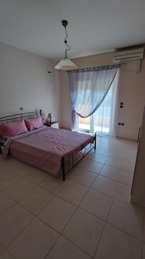 Villa Katerina Lalyssos Eksteriør billede
